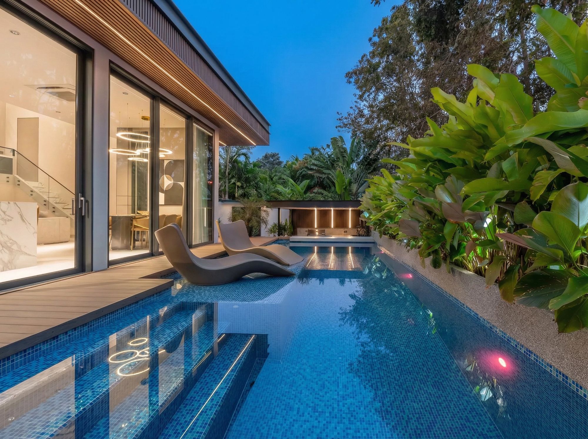Pool deck & lounge chairs